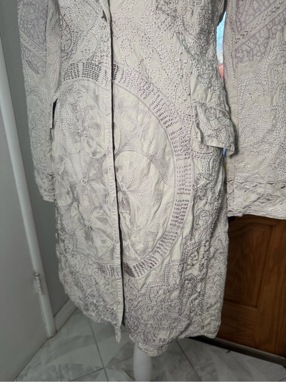 Johnny Was BIYA XS Embroidered Long Coat Duster Jacket Boho Ivory Gray - Picture 3 of 16